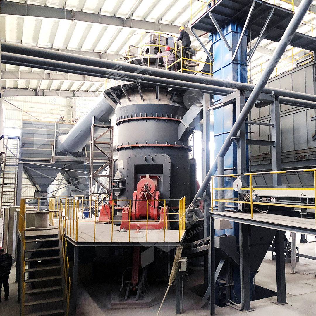 Low maintenance vertical grinding mill with automatic control system