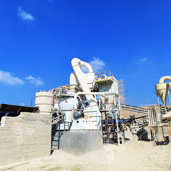 Kaolin grinding mill for paper coating by Liming Heavy Industry