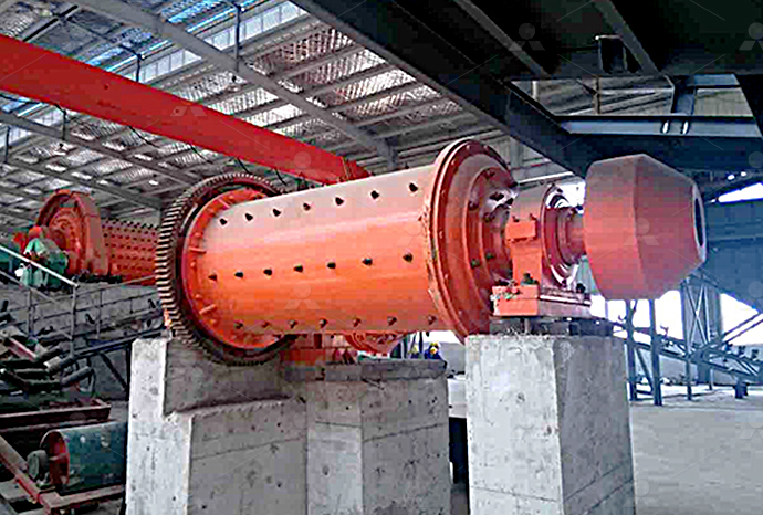 Iron ore grinding mill for pelletizing plant